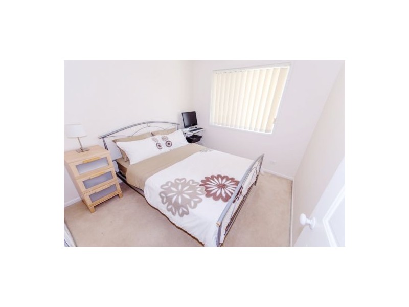 7 Dylan Street, Arundel QLD 4214