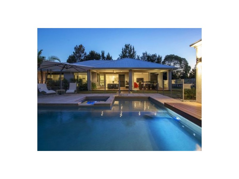 17 First Light Court, Coomera Waters QLD 4209