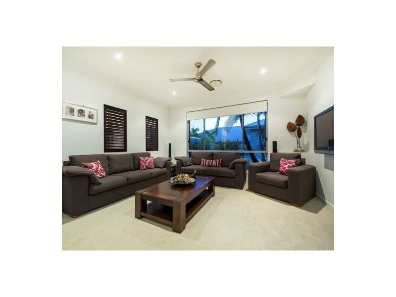 17 First Light Court, Coomera Waters QLD 4209