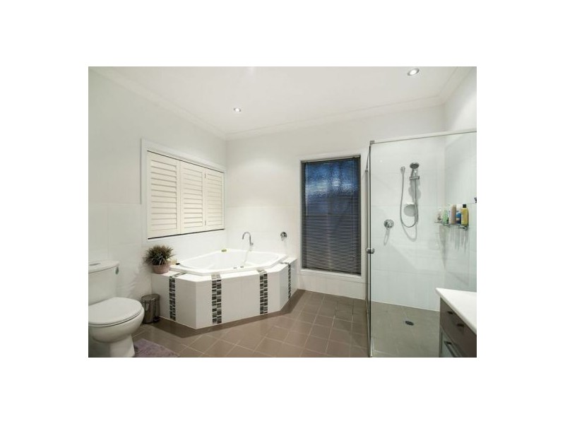 17 First Light Court, Coomera Waters QLD 4209