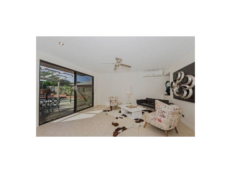6 Nerida Lane, Coomera Waters QLD 4209