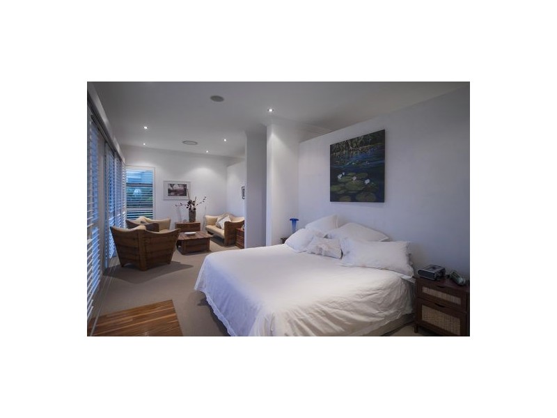 34 Buccaneer Way, Coomera Waters QLD 4209