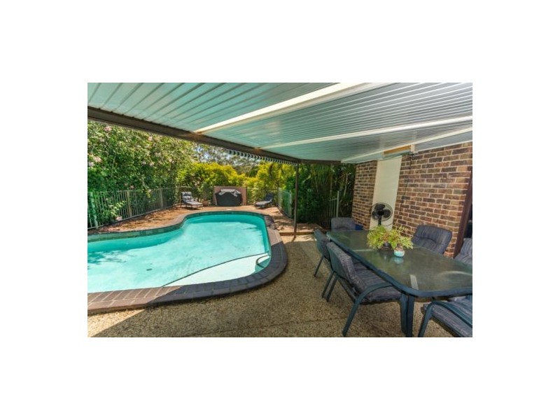 30 Open Drive, Arundel QLD 4214