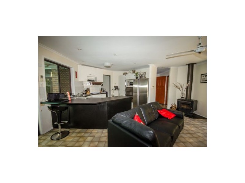 30 Open Drive, Arundel QLD 4214