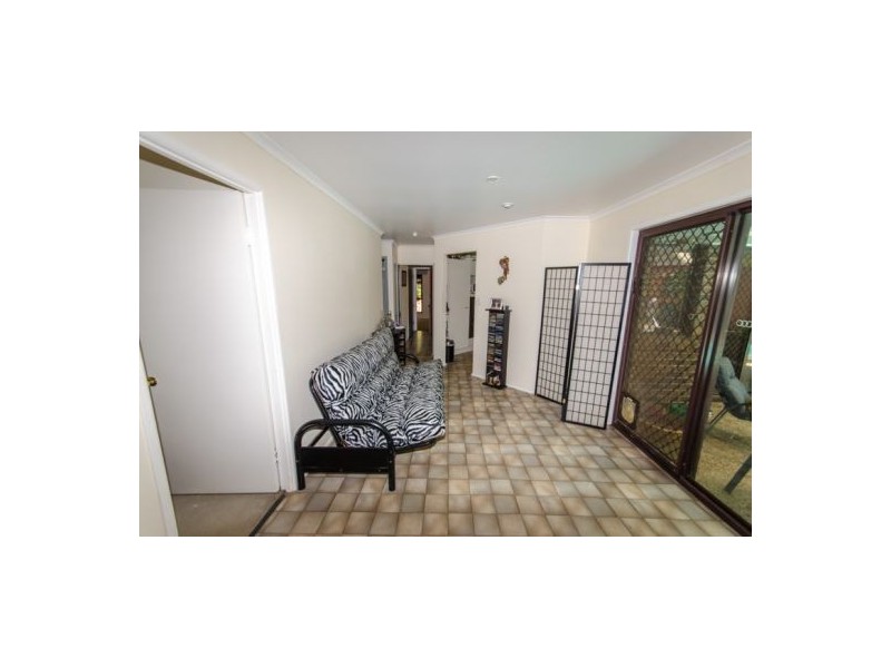 30 Open Drive, Arundel QLD 4214