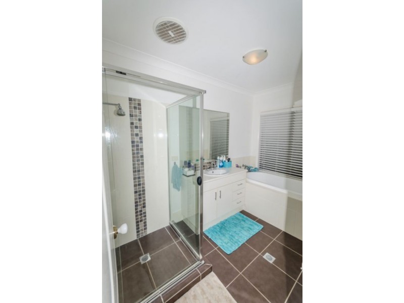 16 Zeus Circuit, Coomera Waters QLD 4209