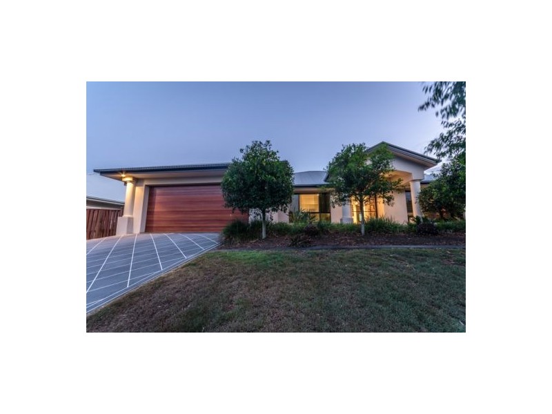 16 Zeus Circuit, Coomera Waters QLD 4209