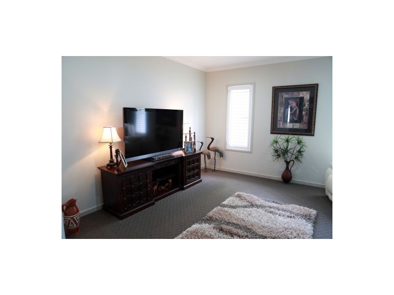 2 Cabriolet Court, Upper Coomera QLD 4209