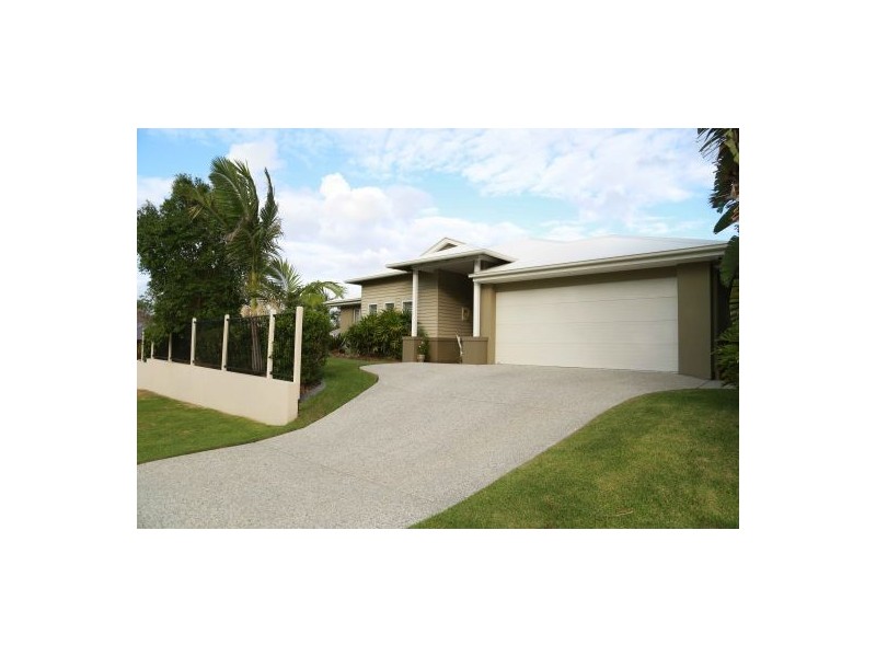 2 Cabriolet Court, Upper Coomera QLD 4209