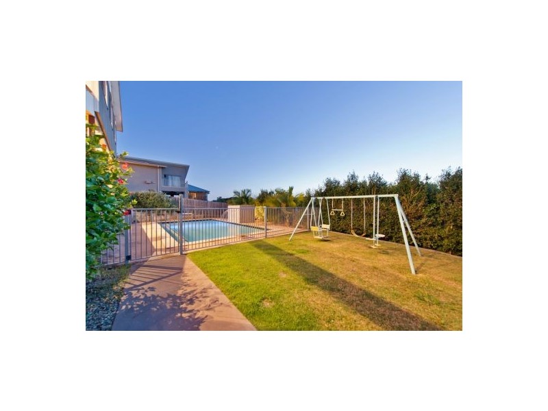 10 Berrimilla Lane, Coomera Waters QLD 4209