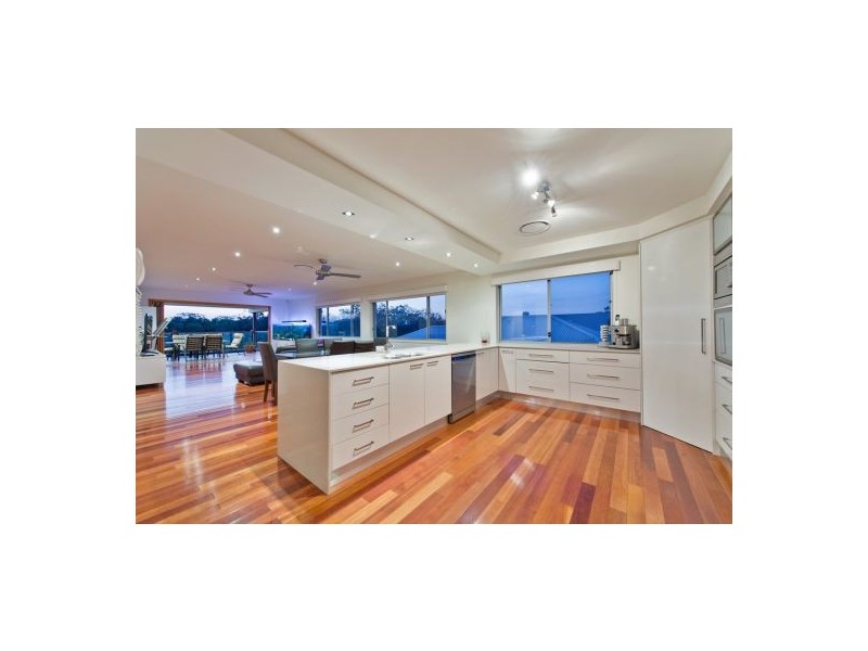 10 Berrimilla Lane, Coomera Waters QLD 4209