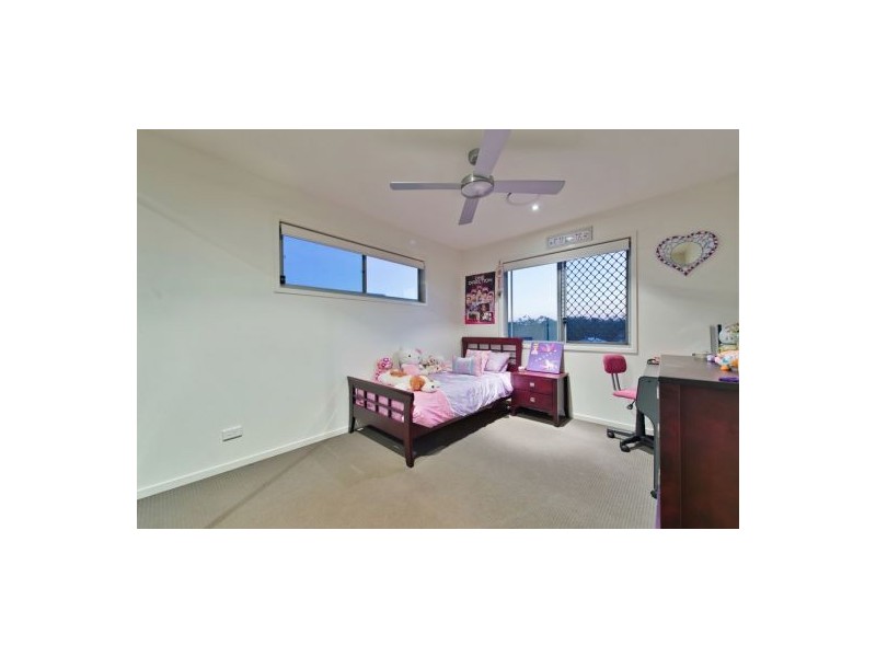 10 Berrimilla Lane, Coomera Waters QLD 4209