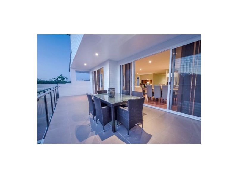 14 Berrimilla Lane, Coomera Waters QLD 4209