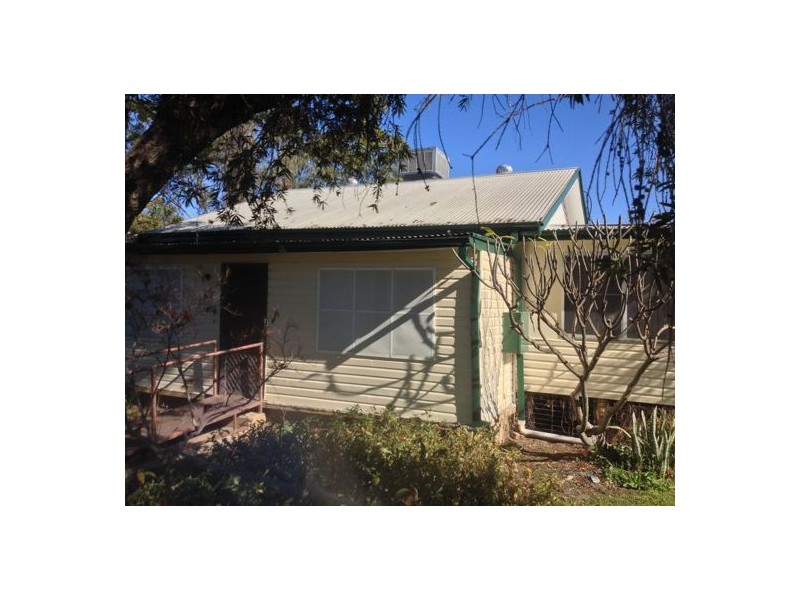 16 Peel Street, Walgett NSW 2832