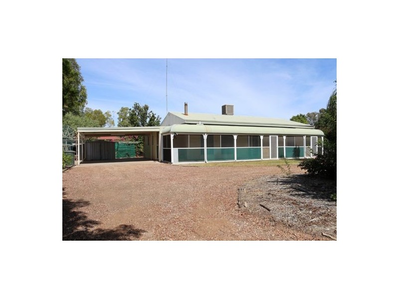 25 Montkeila Street, Walgett NSW 2832