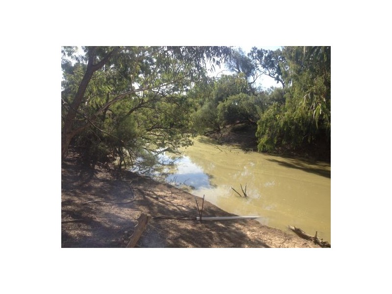 Errington Come By Chance Via, Walgett NSW 2832