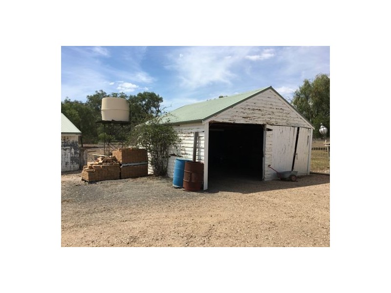“Glenrow”, Walgett NSW 2832