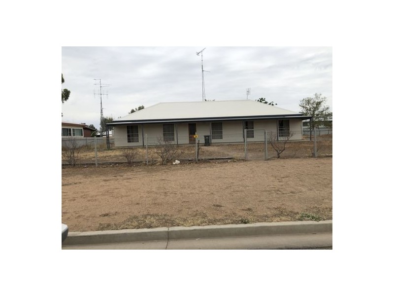 36 Warrena Street, Walgett NSW 2832