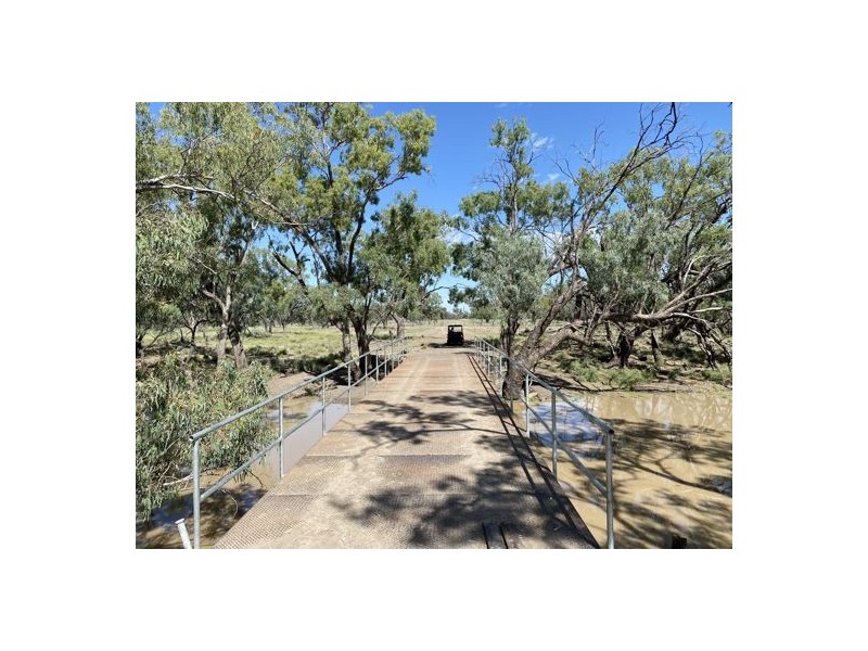 22619 Jobs Gate Rd Inverella/Carinya, Brewarrina NSW 2839
