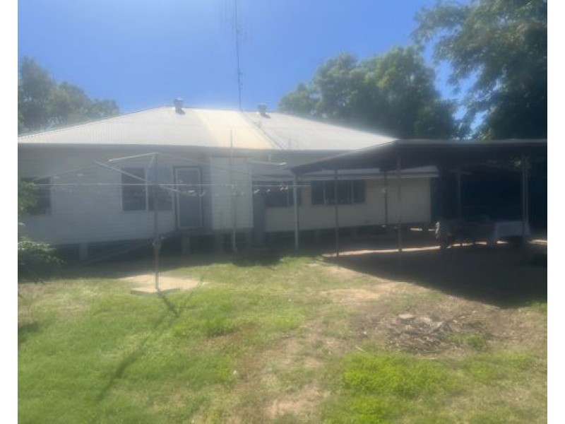 17 Warrena Street, Walgett NSW 2832