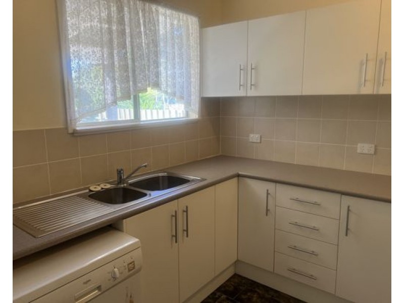 11 Cedar Street, Walgett NSW 2832