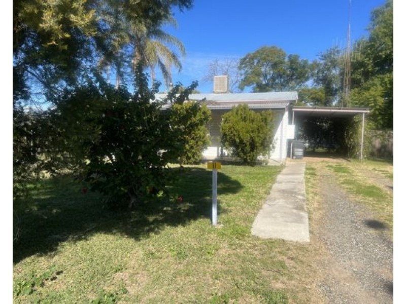 11 Cedar Street, Walgett NSW 2832