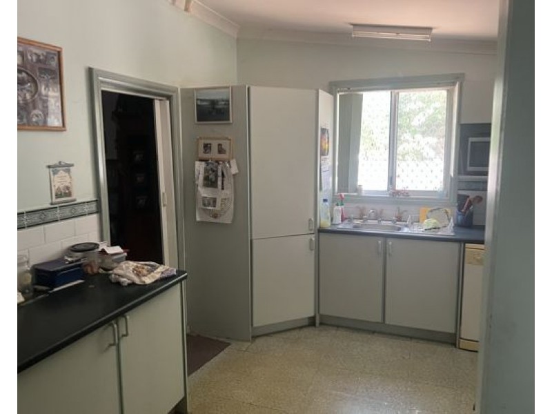 8 Peel Street, Walgett NSW 2832