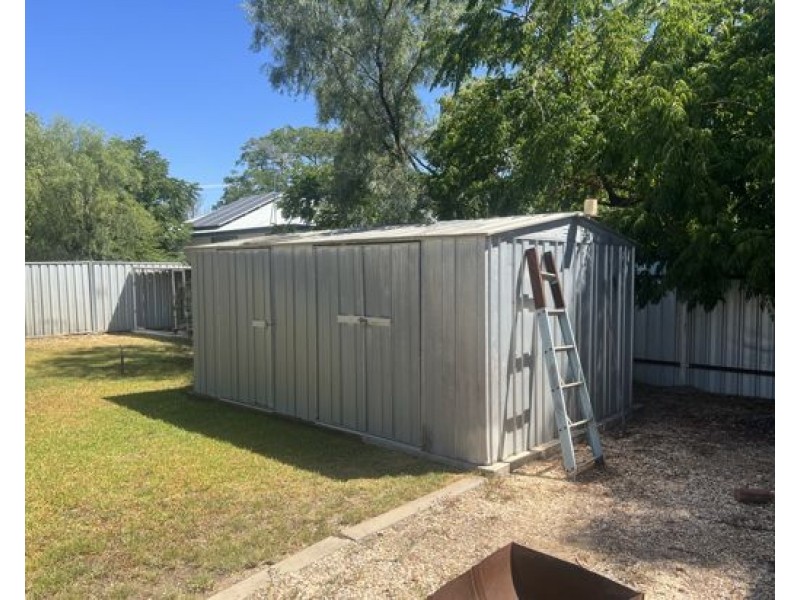 8 Peel Street, Walgett NSW 2832