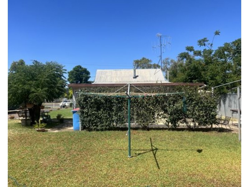 8 Peel Street, Walgett NSW 2832