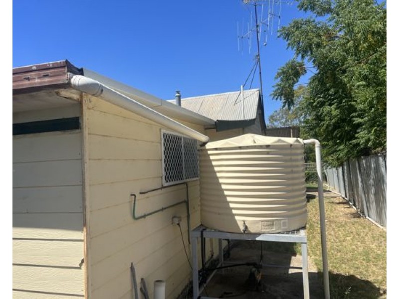 8 Peel Street, Walgett NSW 2832