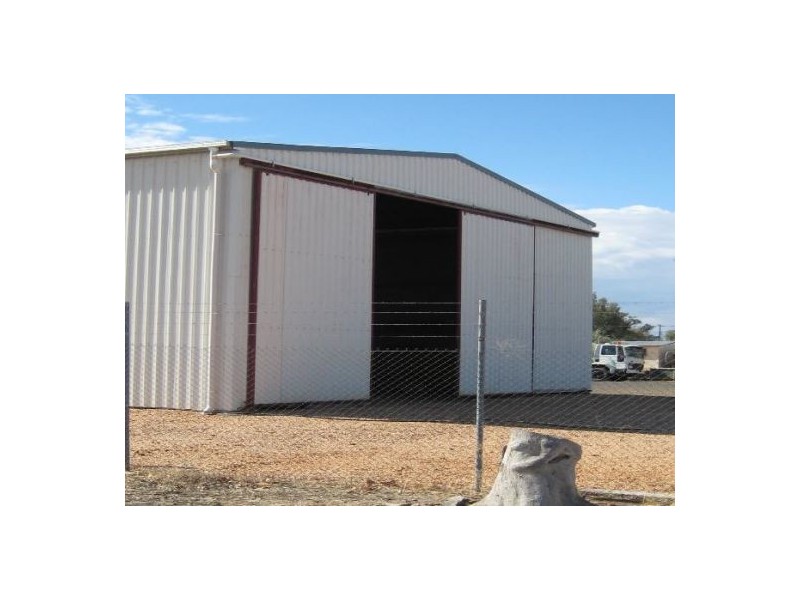 5 Hope, Walgett NSW 2832