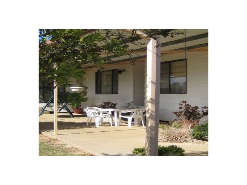 5 Hope, Walgett NSW 2832