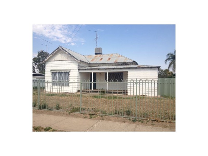100 Fox, Walgett NSW 2832