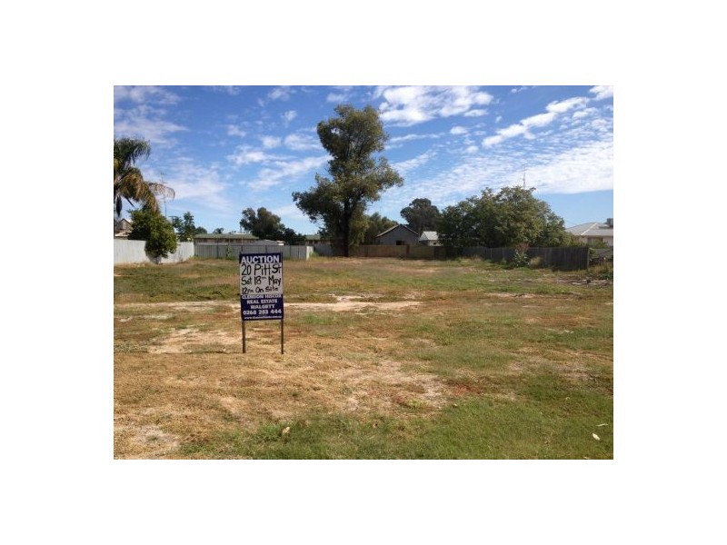 20 Pitt Street, Walgett NSW 2832