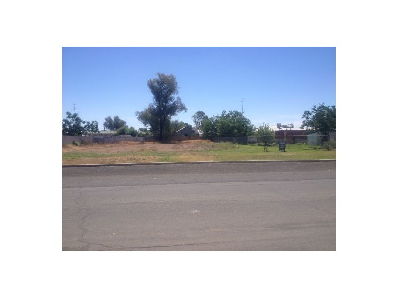 20 Pitt Street, Walgett NSW 2832