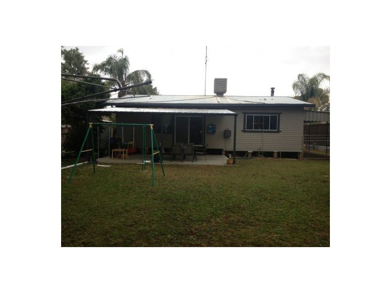 8 Cedar, Walgett NSW 2832
