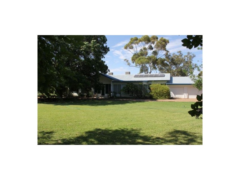 “Gowrie” Castlereagh Highway, Walgett NSW 2832