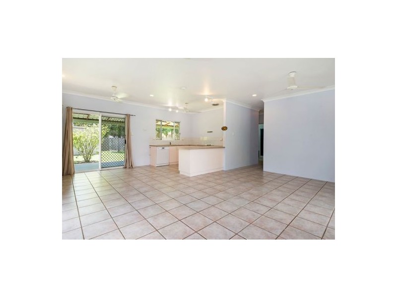 8 Izod Crt, Bakewell NT 0832