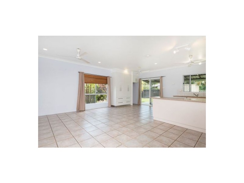 8 Izod Crt, Bakewell NT 0832