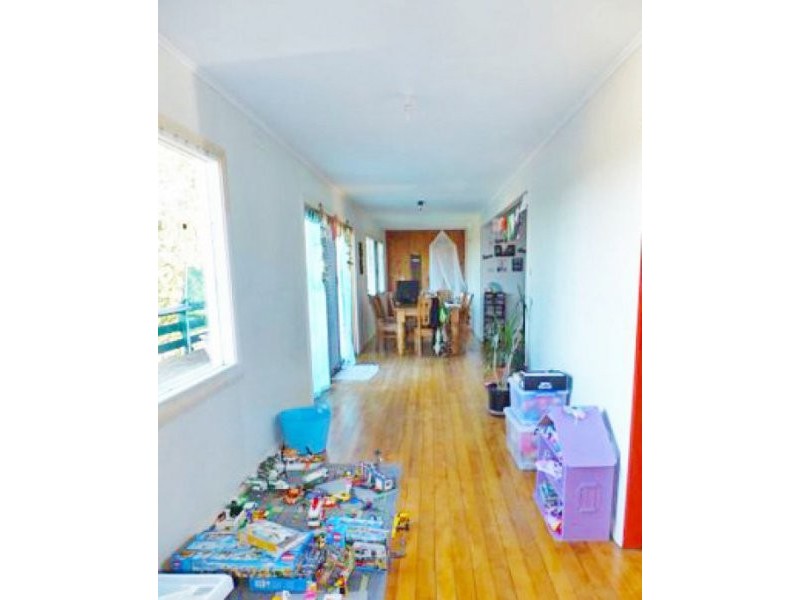 33 Watsonia Ave, Coffs Harbour NSW 2450