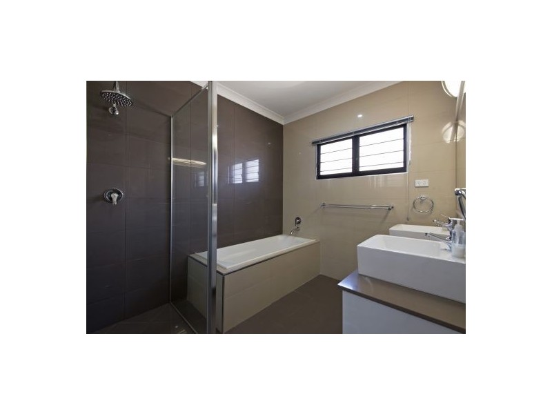 38 Melbourne St, Johnston NT 0832