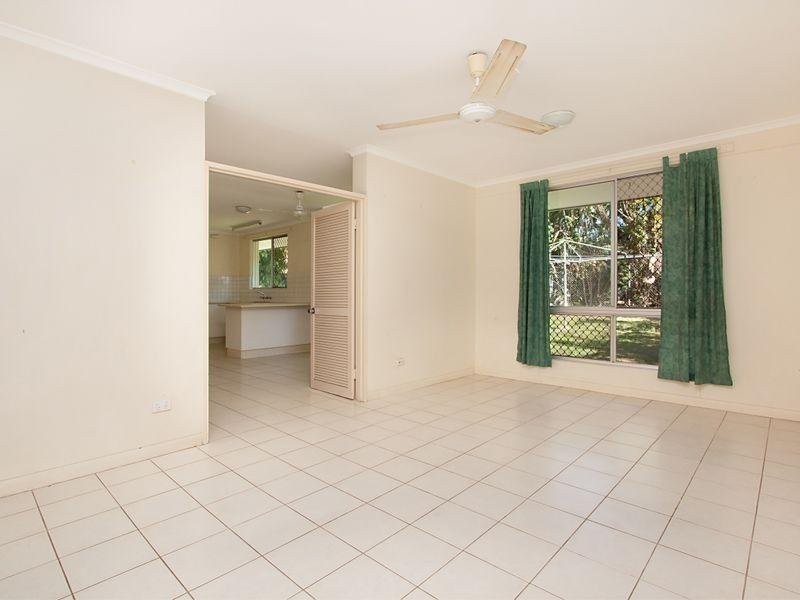 24 Mistletoe Circuit, Karama NT 0812