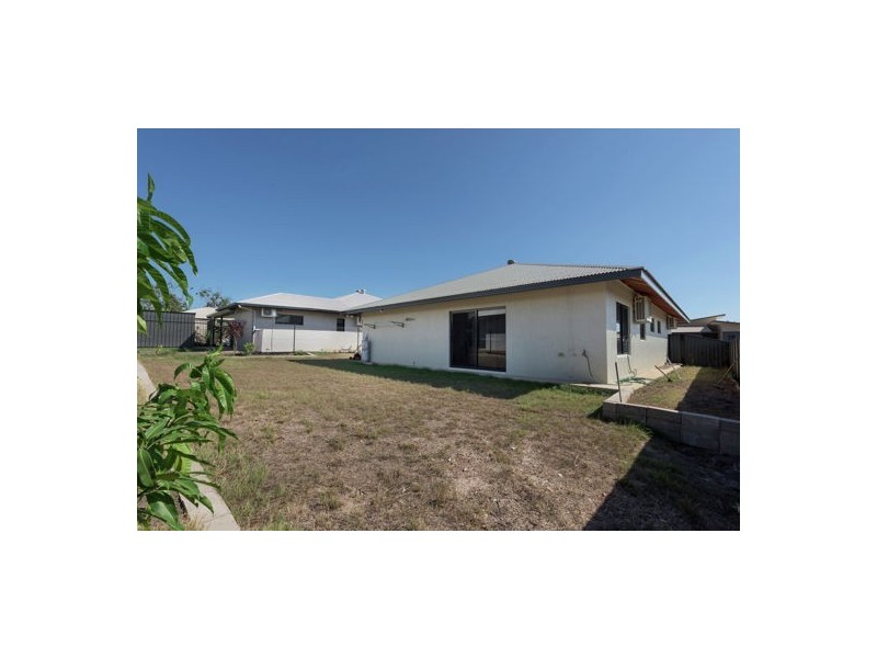 2 Magdalen St, Bellamack NT 0832