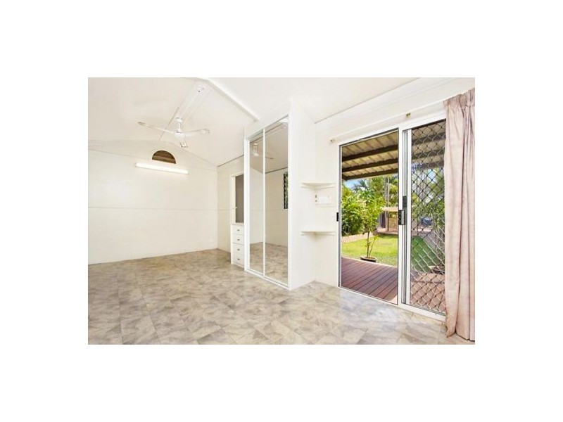 90 Yanyula Dr, Anula NT 0812