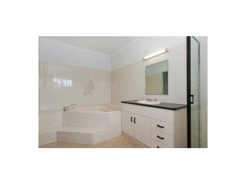 92 Cullen Bay Cresent, Larrakeyah NT 0820