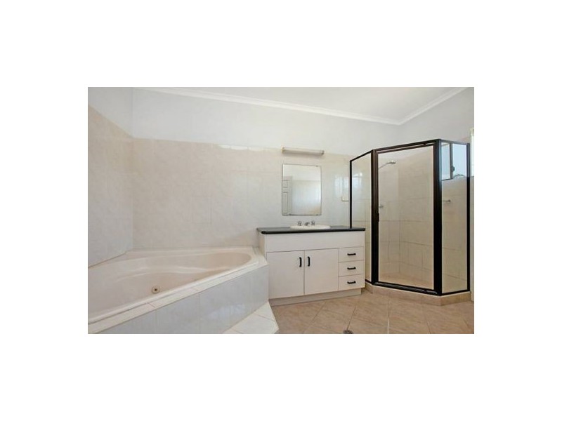 92 Cullen Bay Cres, Cullen Bay NT 0820