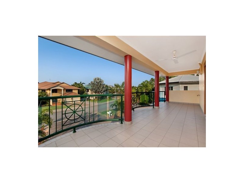 67 Cullen Bay Cres, Cullen Bay NT 0820