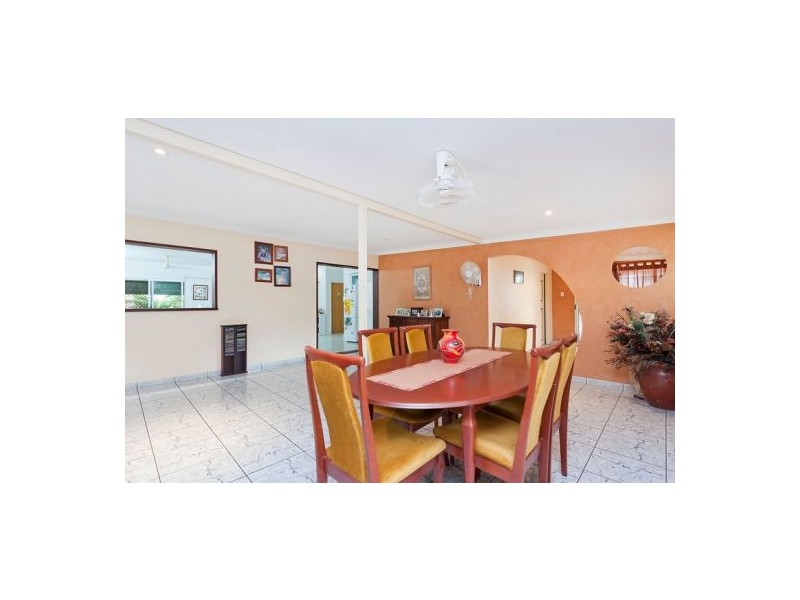 36 Cuthbertson Cres, Moulden NT 0830