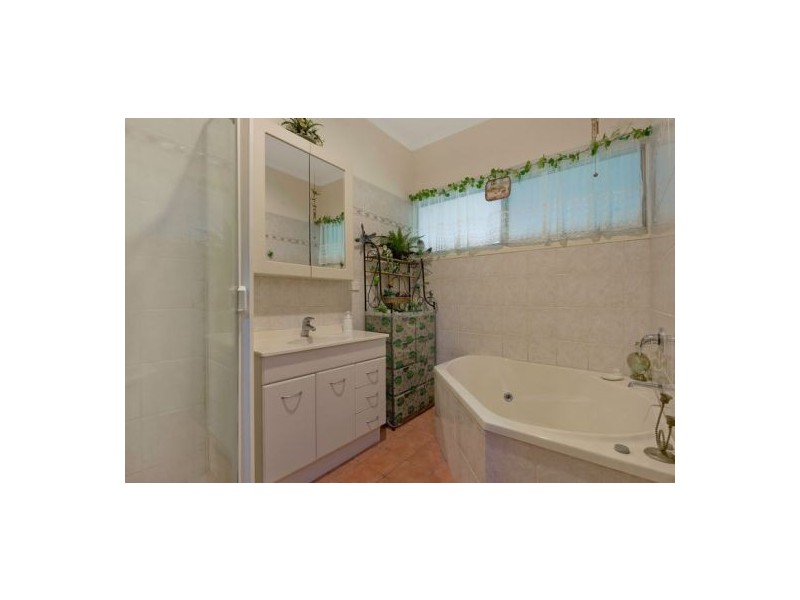 215 Westall Rd, Howard Springs NT 0835