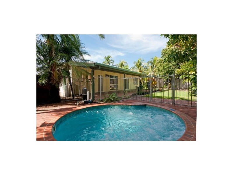 5 Callie Crt, Rosebery NT 0832